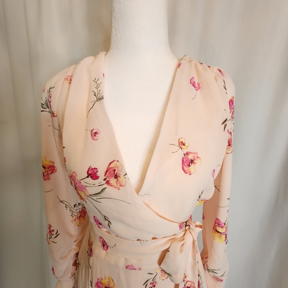 FOREVER 21 Cream & Pink Floral Ruffle V-Neck Wrap Tie Long Sleeve Dress Small - Picture 7 of 11